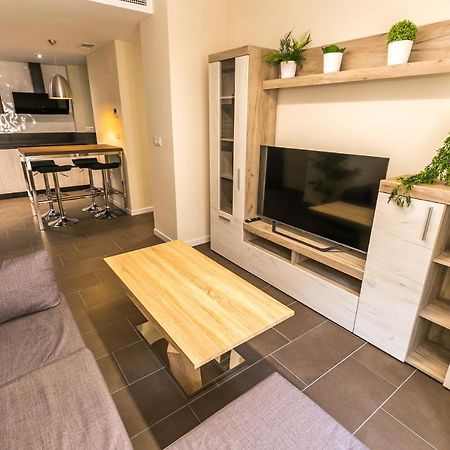 Centrico Y Moderno Con Piscina Y Parking Appartement Jaén Buitenkant foto